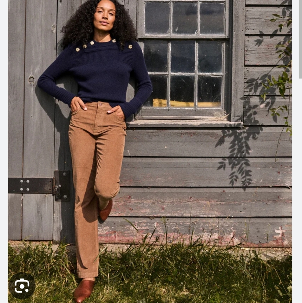 Faherty Stretch Cord Julianne Patch Pocket Straight Leg Pants
